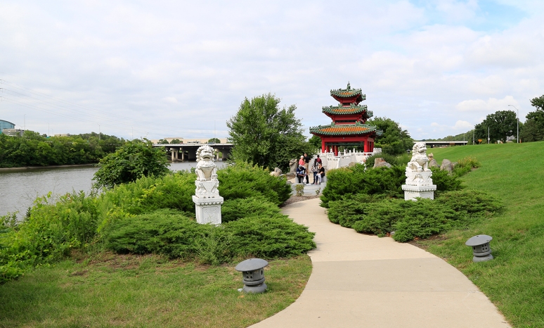 Robert D. Ray Asian Gardens, The Chinese Culture Center of America, Des Moines, IA. Photo By Raj H.